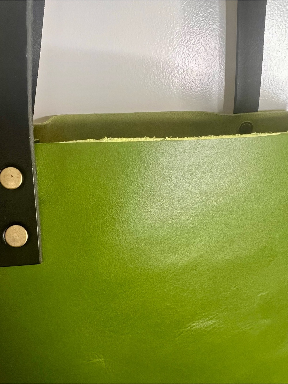 Portland Leather Goods Small Classic Tote Green Apple. - Picture 3 of 11